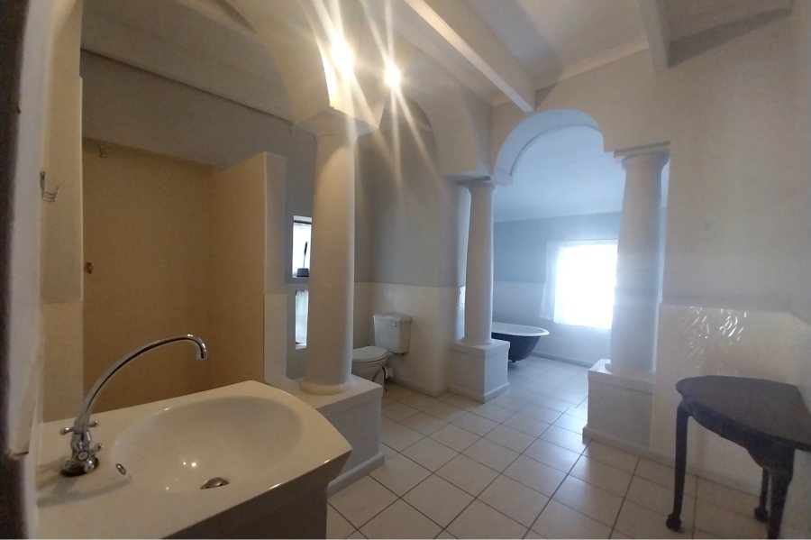 4 Bedroom Property for Sale in Heidelberg Western Cape